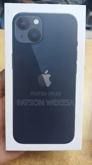 New Apple iPhone 13 128 GB Blue