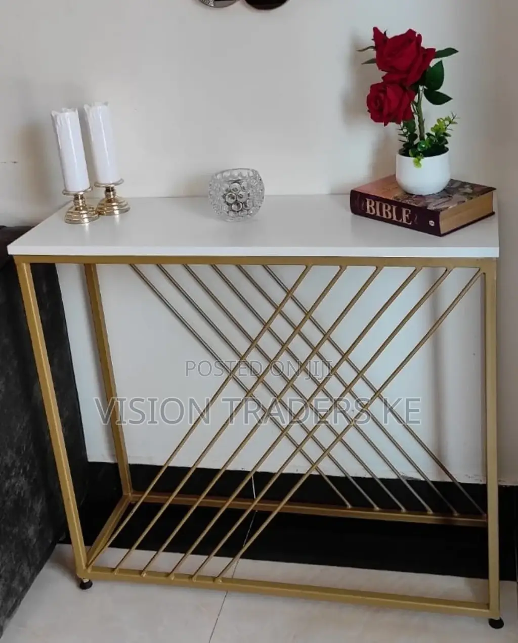 Console Table; Size: 90L*30W*90H Cm.