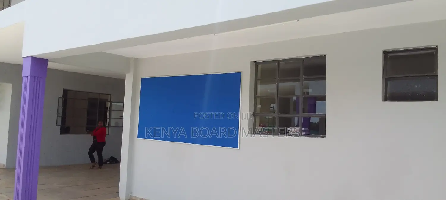 Noticeboard /Noticeboard/Noticeboard/Noticeboard.