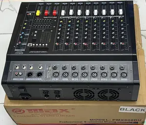 Max PMX-8channel 3000watts Usb Bluetooth Powered Mixer