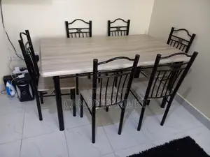 Spacious Wooden 6 Seater Dining Table Set