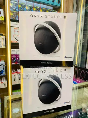 Onyx Studio 8