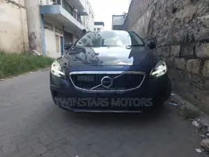 Volvo V40 2017 Gray