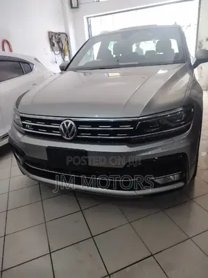 Volkswagen Tiguan 2018 Silver