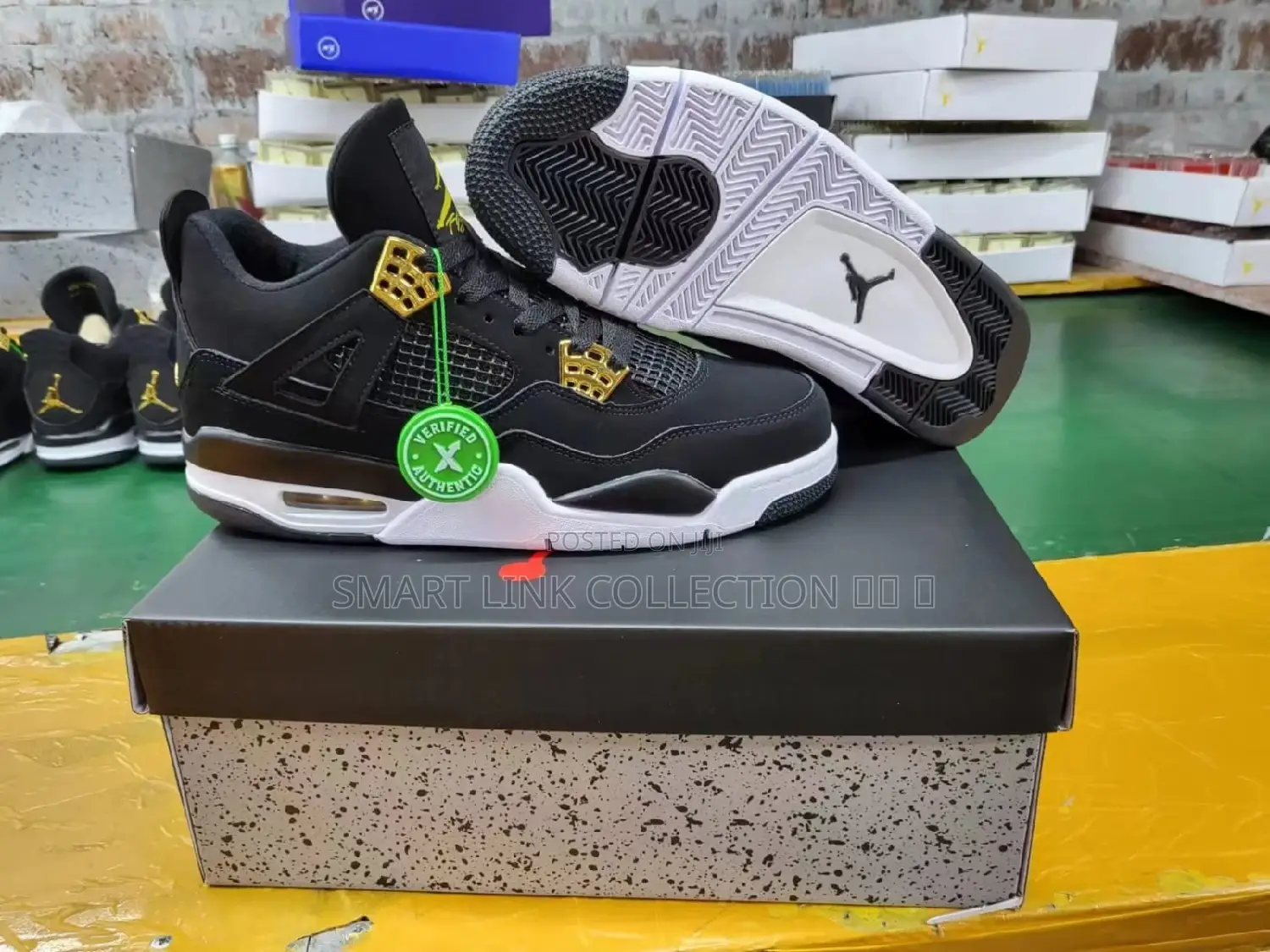 Air Jordan 4 Black