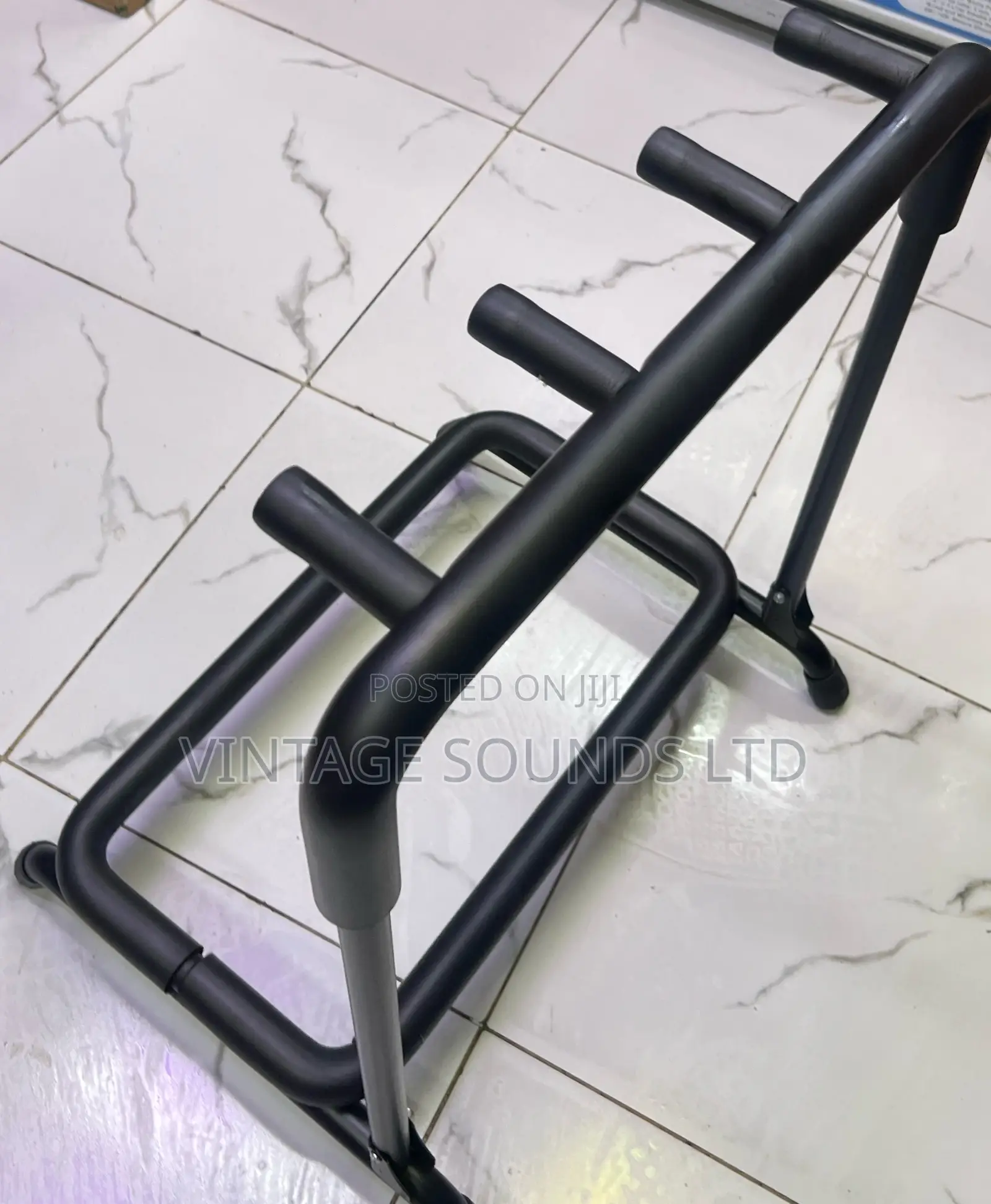 Guitar Stand / Holder ,Multi-guitar Display Rack (3 Space)