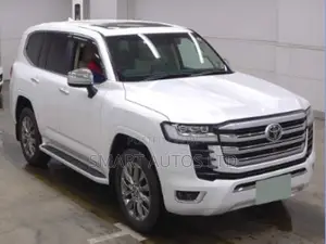 New Toyota Land Cruiser 2023 Pearl
