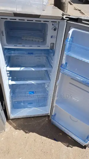 Von 190L Fridge