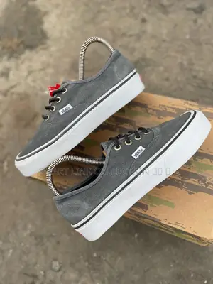 Suede Leather Vans
Sizes
