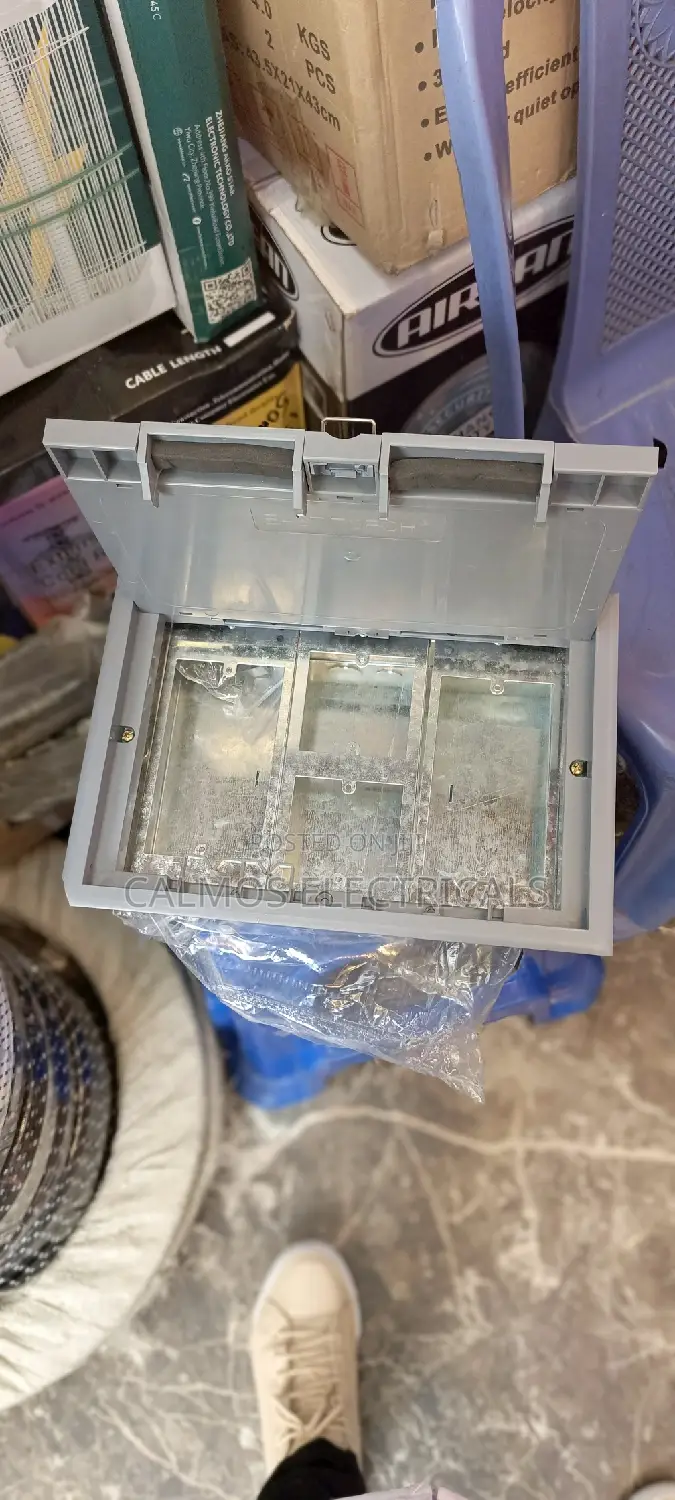 Floor Box Fitting