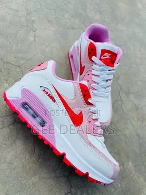 Ladies Airmax 90 Valentine Sneakers