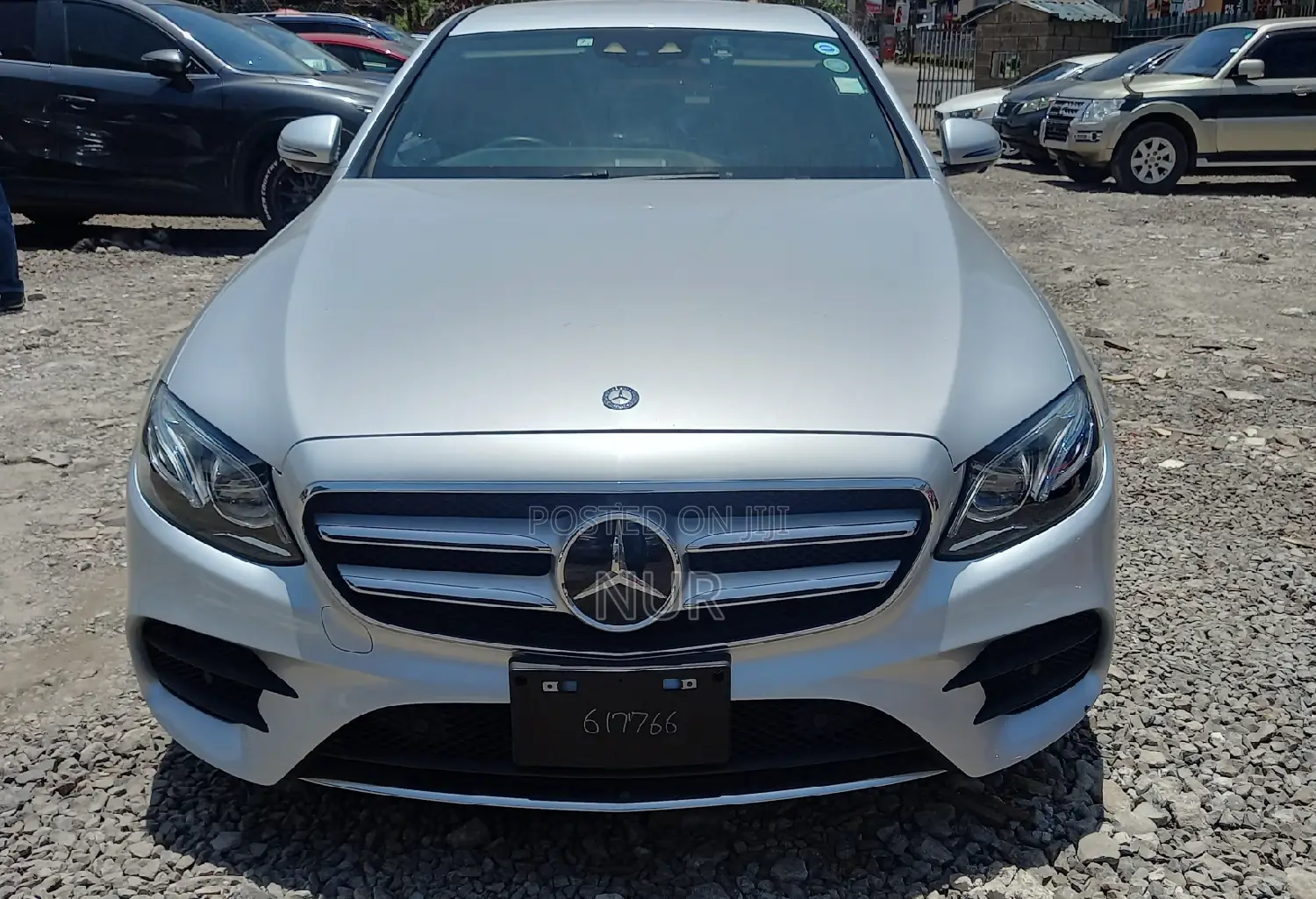 Mercedes-Benz E200 2016 Silver