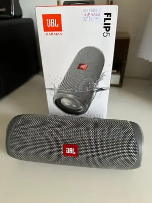 JBL Flip 5 Speaker Ay8
