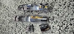 Chrome Outer Handles for Landcruiser V8