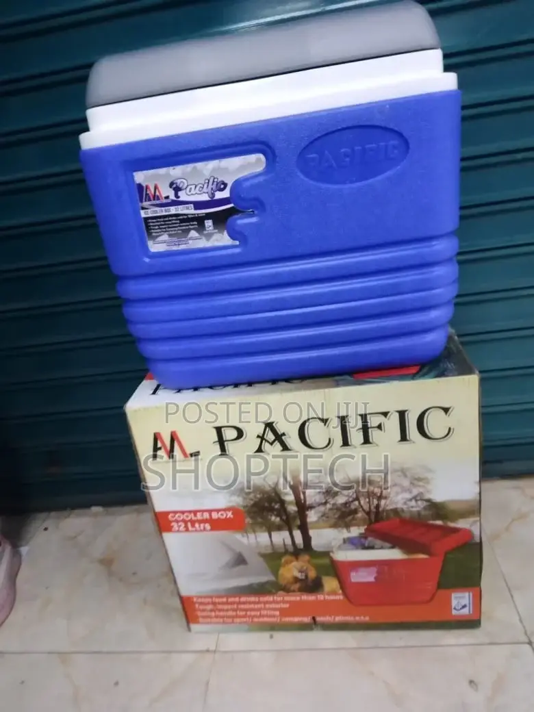 Pacific 32ltr Cooler Box