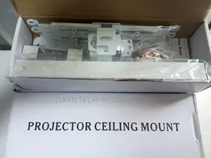 Universal Projector Mounting Kit, Pm4365