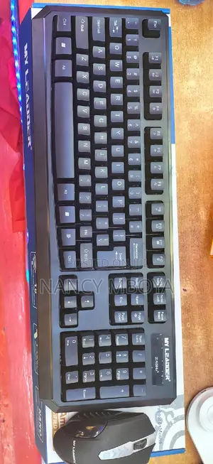 Wireless Keyboard,Comes With Mouse
