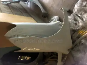 Toyota Premio 265 Fender