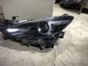 Mazda Axela 2018 Headlight