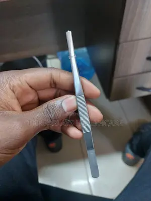 Toothed Dissecting Forceps - Stainless Steel