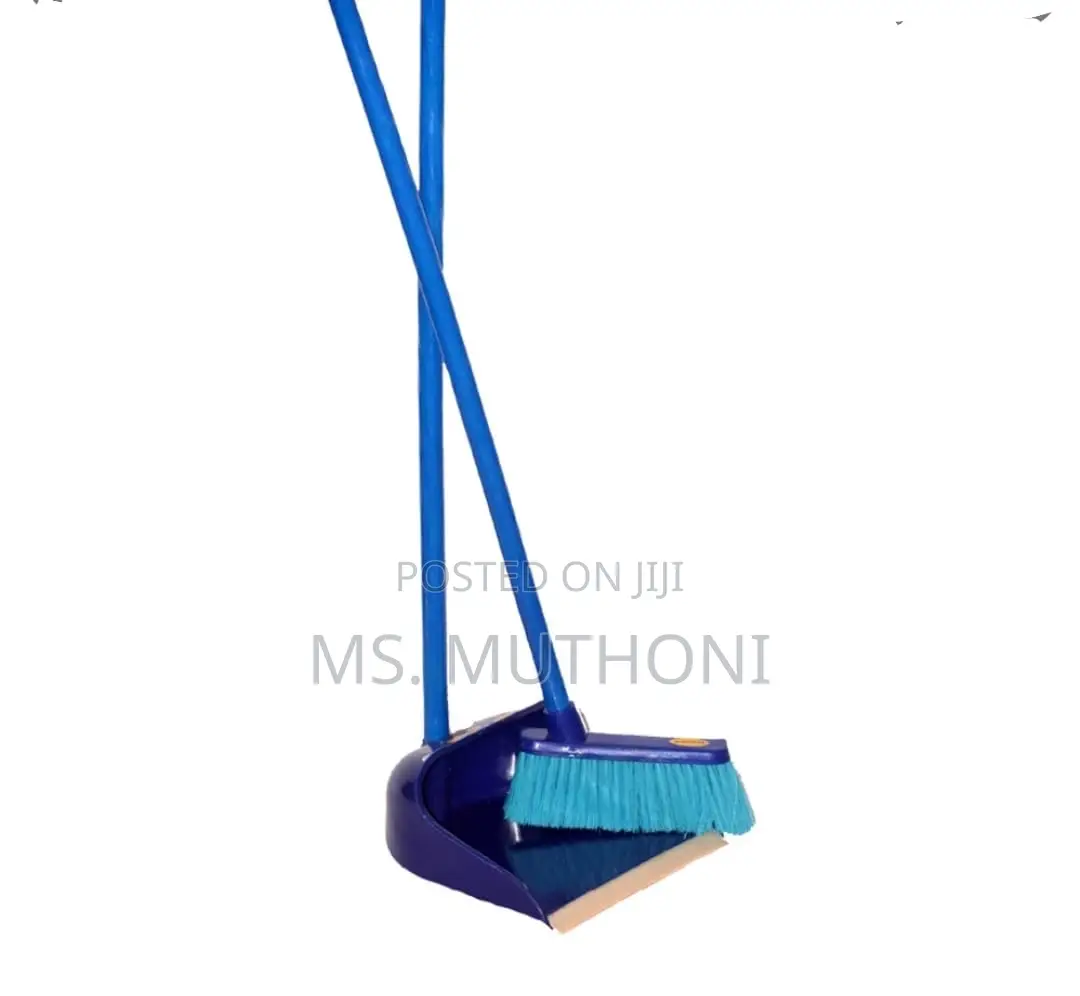 F4 Teepee Stand Up Dust Pan Brush at *