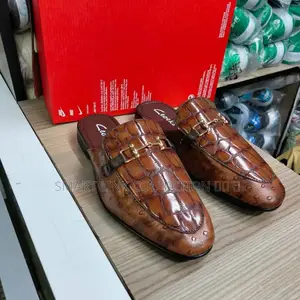 New Brown Mule's Shoes