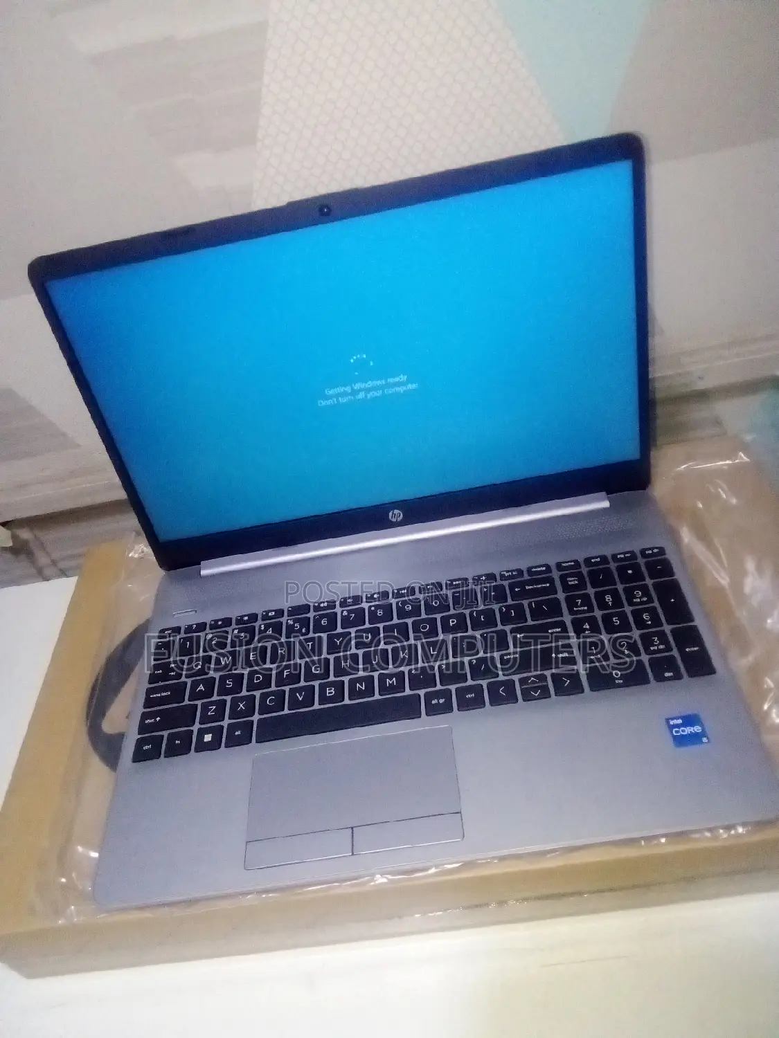 New Laptop HP 250 G8 8GB Intel Core I5 SSD 256GB