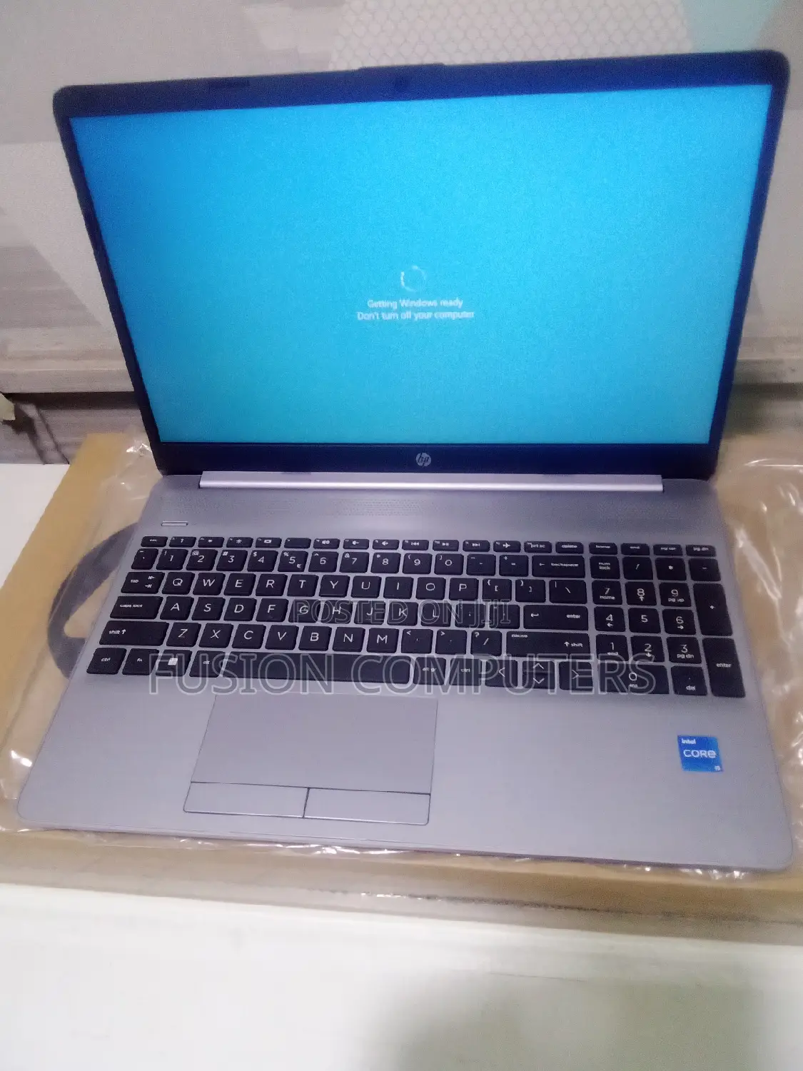 New Laptop HP 250 G8 8GB Intel Core I5 SSD 256GB