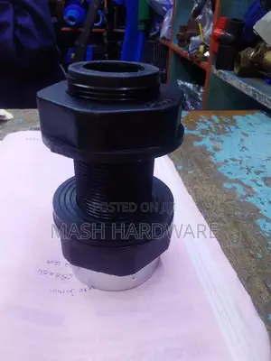 1.5" Tank Connector