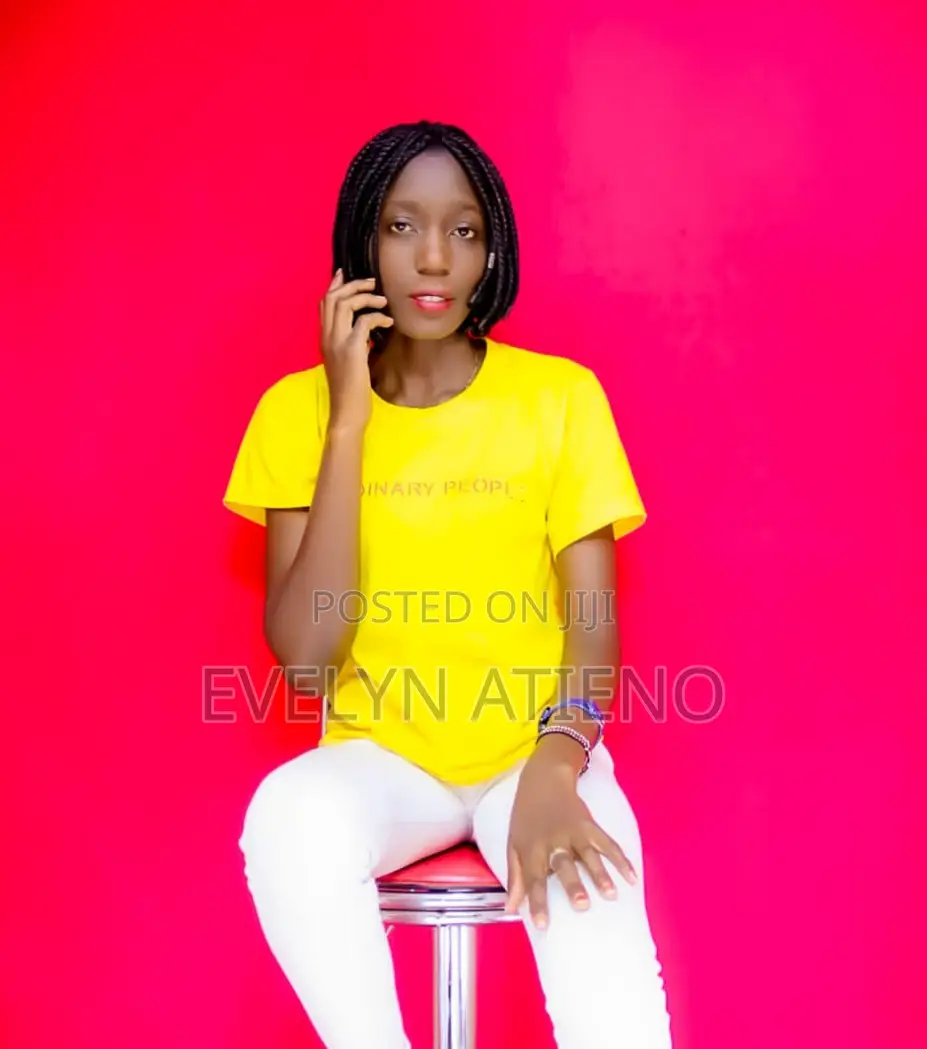 Customer Facing Retail Shop Attendant