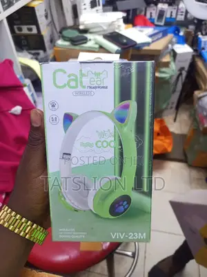 Kids Headphones With Microphone/RGB LED Light , Bluetooth