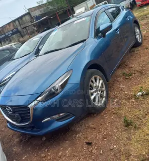 Mazda Axela 2017 Blue