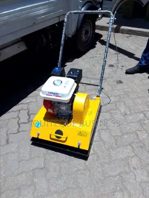Plate Compactor.