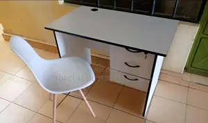 Eames Chair +Desk
