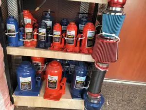 Hydraulic Jacks All Tones Available