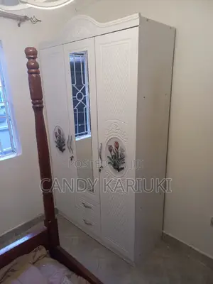 Spacious 3 Door Wardrobe