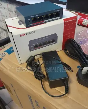 Hikvision DS-3E0105P-EM(B) 4port Poe Switch