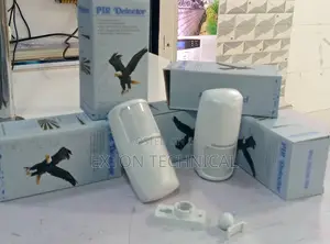 Motion Sensor With Mounting Bracket & Bag Of Mounting Screws