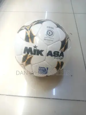 FIFA Official Match Ball Mikasa for Football Size