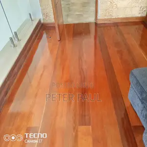 For Warm Living Room (Wooden Floor Ensures That)
