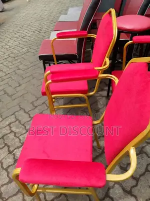 Conference Chairs With Arms