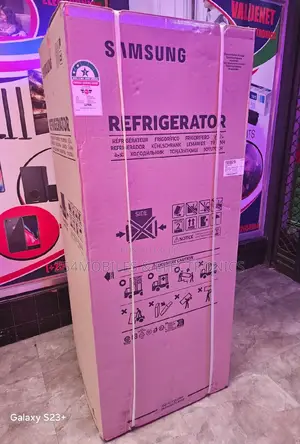 Samsung 348 Liters RT35CB56218A Bespoke Frost Free Fridge