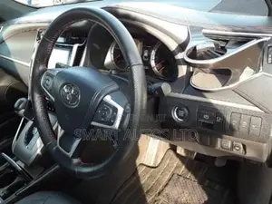 Toyota Harrier 2017 Silver