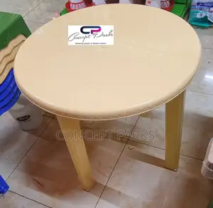 Round Garden Cream Plastic Table With Umbrella Hole.
