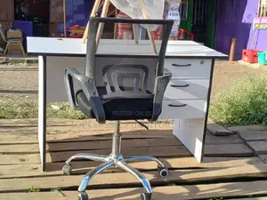 Office Chair/Desk