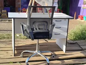 Office Chair/Desk