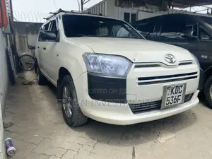 Toyota Succeed SV Premium 2014 White