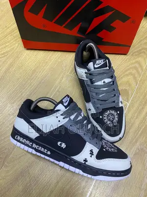 Nike Sb Dunk *Chrome Heart