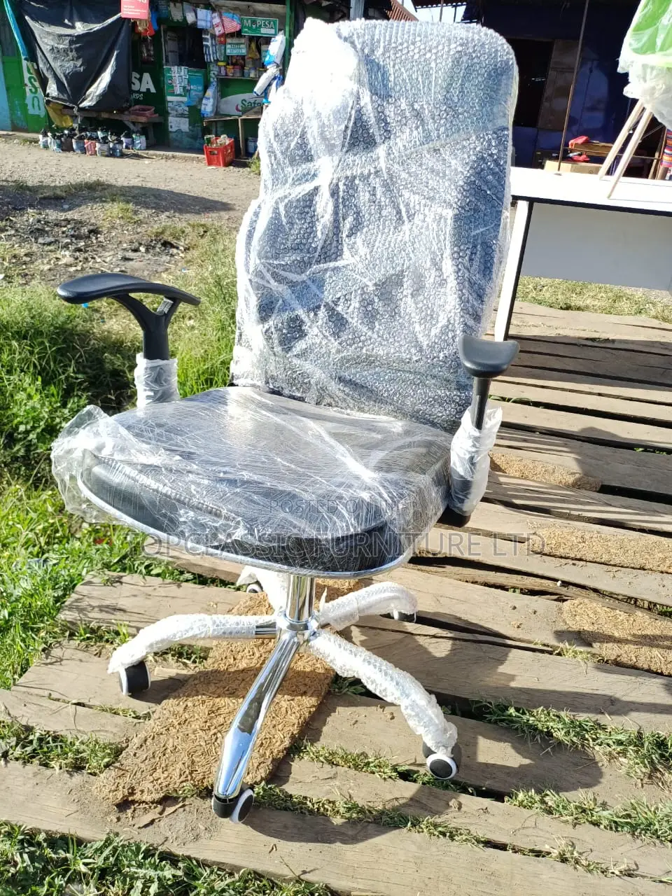 Leathers Executive Office Chair