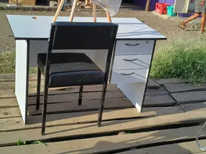 Waiting Chair/Caterina Chair+Office Desk